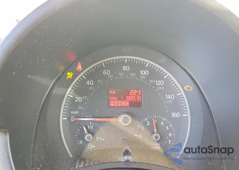 2008 Volkswagen New Beetle S z USA, uszkodzony, nr VIN 3VWRW31CX8M506019